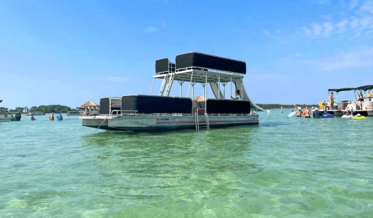 4-Hour Private Pontoon Captain